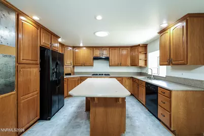 2 Hazelwood Court, Carson City, NV 89701 - Photo 8