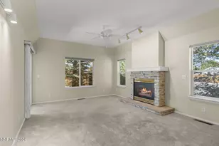 1021 Ridgeview Ct, Indian Hills, NV 89705 - Photo 18