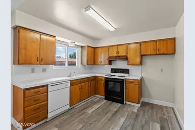 195 York Way, Sparks, NV 89431 - Photo 16