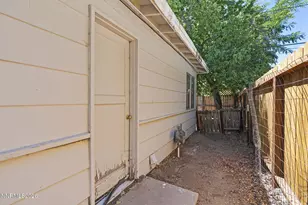 305 Burton St, Carson City, NV 89706 - Photo 20