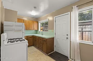 305 Burton St, Carson City, NV 89706 - Photo 16