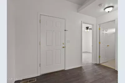 318 Emigrant Way, Fernley, NV 89408 - Photo 6