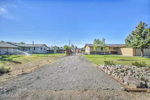 1427 Langley Dr, Gardnerville, NV 89460 - Photo 42