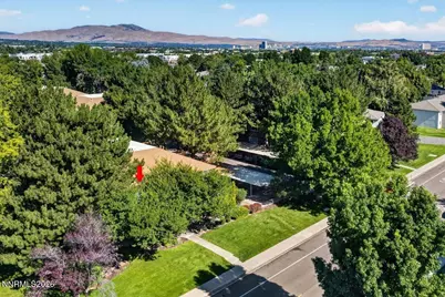 795 Kingston Lane # 4G, Reno, NV 89511 - Photo 2