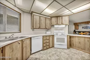 186 Ponderosa Dr, Stateline, NV 89449 - Photo 16