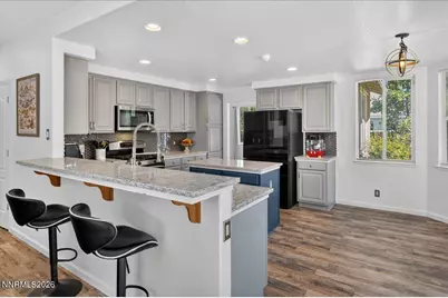 2390 Lincoln Meadows Drive, Reno, NV 89521 - Photo 14