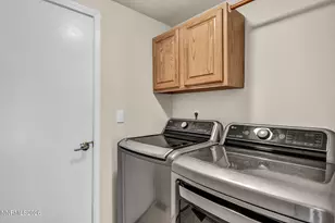 6490 Brookview Cir, Reno, NV 89519 - Photo 38