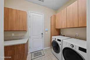 9827 Dyevera Ln, Reno, NV 89521 - Photo 24