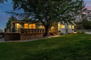1320 Jefferson Dr, Carson City, NV 89706 - Photo 4