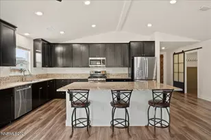 7435 Souverain Ln, Reno, NV 89506 - Photo 14