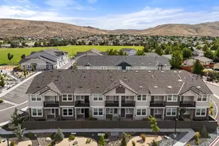 18671 Village Center Dr, Reno, NV 89508 - Photo 32