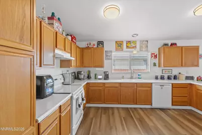 17533 Javalina Court, Reno, NV 89508 - Photo 4