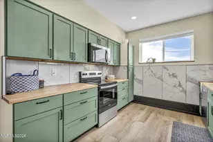 15950 Carl Dr, Reno, NV 89511 - Photo 16
