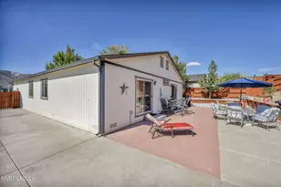 17410 Desert Lake Dr, Reno, NV 89508 - Photo 6