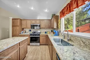 17410 Desert Lake Dr, Reno, NV 89508 - Photo 20