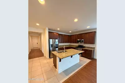 1905 Palacia Pointe Drive, Reno, NV 89521 - Photo 4