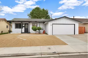 201 Gault Wy, Sparks, NV 89431 - Photo 2