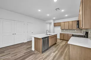 825 Kess Way, Reno, NV 89506 - Photo 4