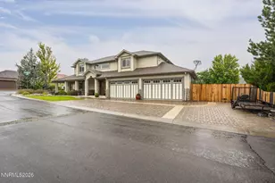 2542 Fern Meadow Cir, Carson City, NV 89703 - Photo 2