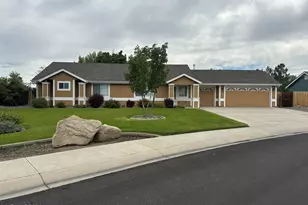 1228 Springtime Dr, Gardnerville, NV 89460 - Photo 1