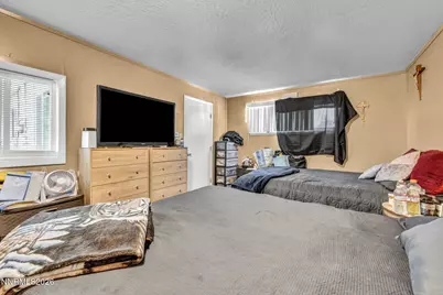 724 W 5th Street, Carson City, NV 89703 - Photo 12