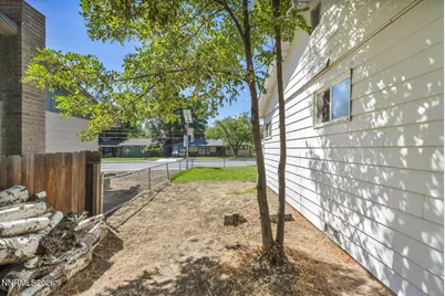 724 W 5th Street, Carson City, NV 89703 - Photo 38