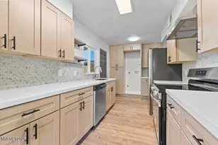 13501 Mt Shasta St, Reno, NV 89506 - Photo 6