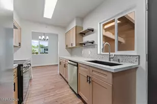 13501 Mt Shasta St, Reno, NV 89506 - Photo 10