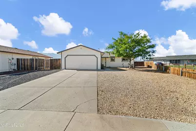 517 Yellow Jacket Road, Dayton, NV 89403 - Photo 2