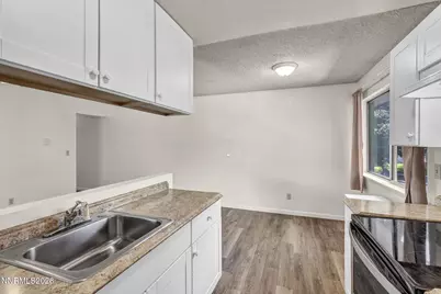 705 Jamaica Avenue #APT 4, Reno, NV 89502 - Photo 10