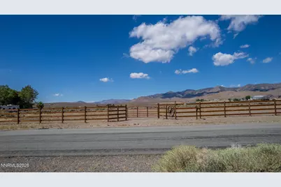 6905 Iron Mountain Boulevard, Stagecoach, NV 89429 - Photo 4
