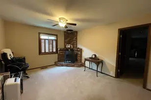 27 S Center St, Yerington, NV 89447 - Photo 12