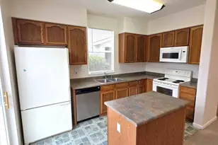 9229 Lone Wolf Cir, Reno, NV 89506 - Photo 10