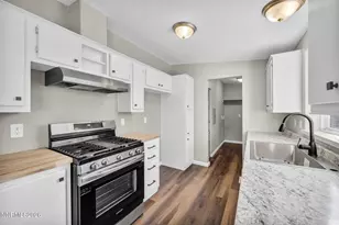 4962 Newport Ct, Reno, NV 89506 - Photo 2