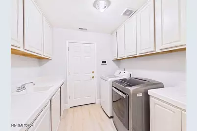 10443 Summershade Lane, Reno, NV 89521 - Photo 8