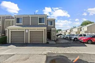 1531 Steven Ct, Sparks, NV 89431 - Photo 2
