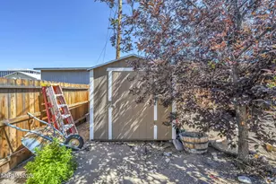 1075 Stewart St, Reno, NV 89502 - Photo 14