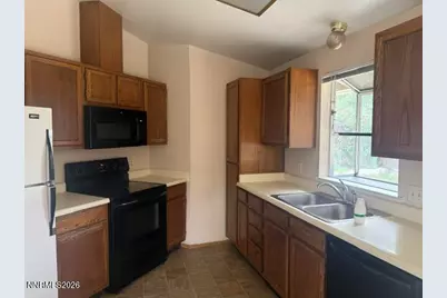 6235 Chesterfield Lane, Reno, NV 89523 - Photo 6