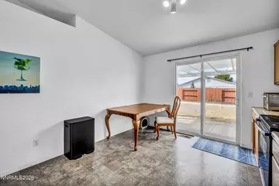 18230 Silverleaf Court, Reno, NV 89508 - Photo 14