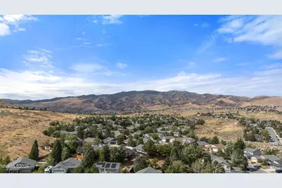 1115 Crosswater Drive, Reno, NV 89523 - Photo 34
