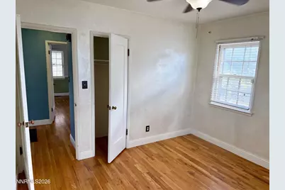 970 Vine Street, Reno, NV 89503 - Photo 8