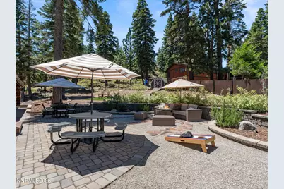 429 Barrett Drive, Stateline, NV 89449 - Photo 16