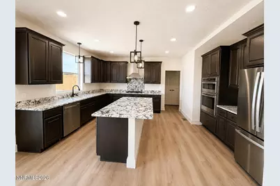 5705 Offenhauser Drive, Winnemucca, NV 89445 - Photo 2