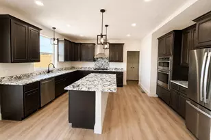 5705 Offenhauser Dr, Winnemucca, NV 89445 - Photo 2