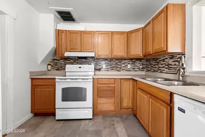 1725 C Street, Sparks, NV 89431 - Photo 8