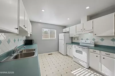 3015 Slater Avenue, Reno, NV 89503 - Photo 14