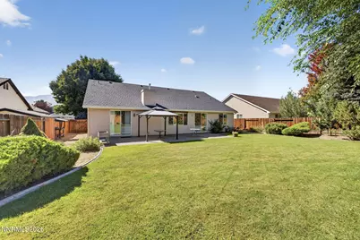 1487 Longfellow Lane, Gardnerville, NV 89410 - Photo 8