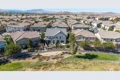1940 Dark Horse Road #Unit   B, Reno, NV 89521 - Photo 28