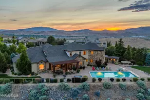 2565 Old Waverly Ct, Sparks, NV 89436 - Photo 4