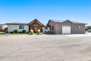 1923 Arabian Ln, Gardnerville, NV 89410 - Photo 44